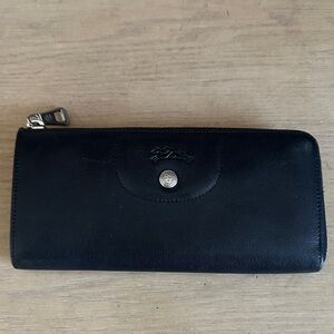 Longchamp Black Leather Wallet